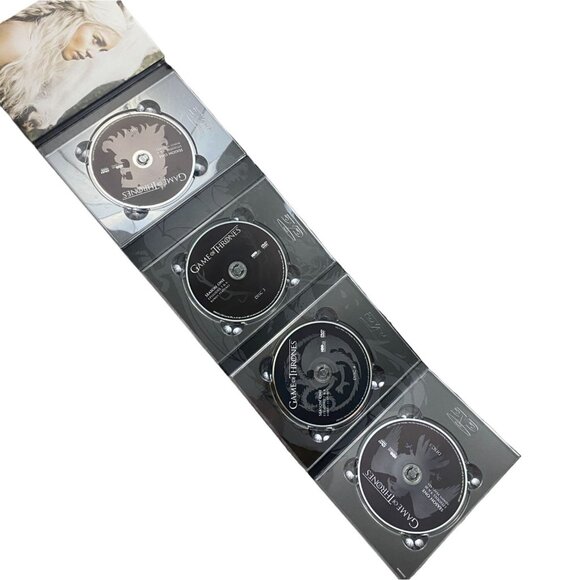 Game Of Thrones: The Complete First Season: DVD-GUC - Picture 6 of 9